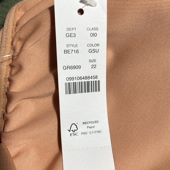 J Crew 1 Pc Swimsuit Plus Textured Jacquard 1 Shoulder Green Sz 22 (3X) NWT - Picture 6 of 7